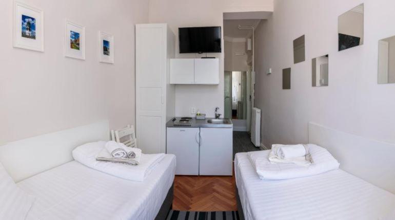 נובי סאד Homerent Dream Apartment מראה חיצוני תמונה