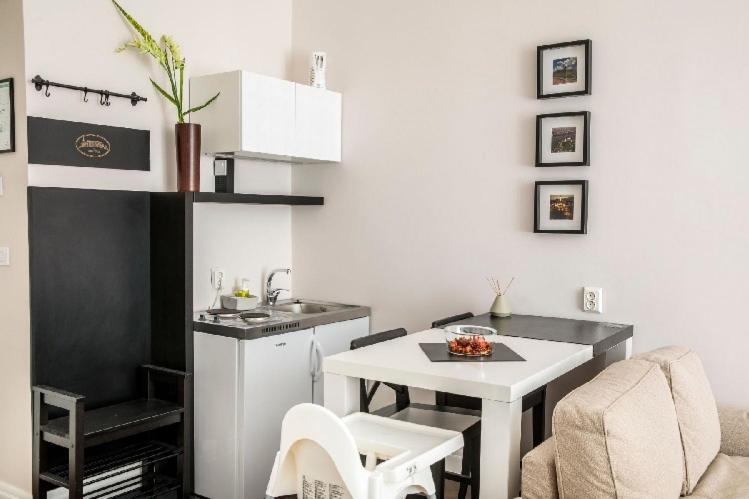 נובי סאד Homerent Dream Apartment מראה חיצוני תמונה